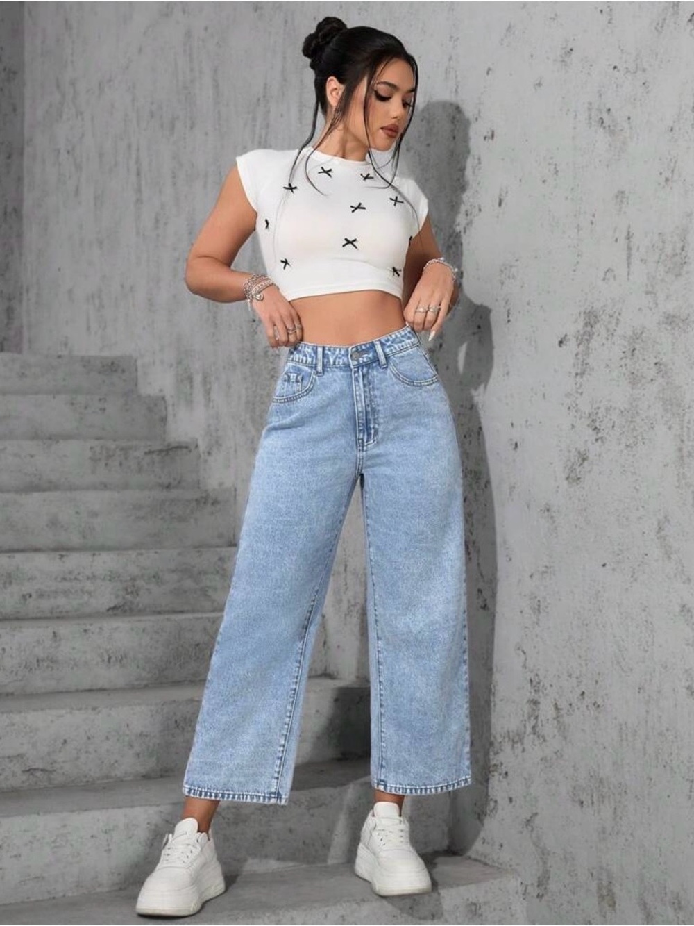 SHEIN High- Rise Wide Leg Jeans